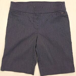 Anne Klein Vertical Striped Pull-on Bermuda Shorts Size 8